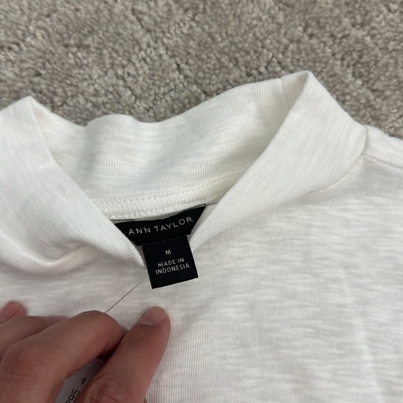 NEW NWT Ann Taylor modal blend Mock Neck Tank top white - Picture 3 of 5